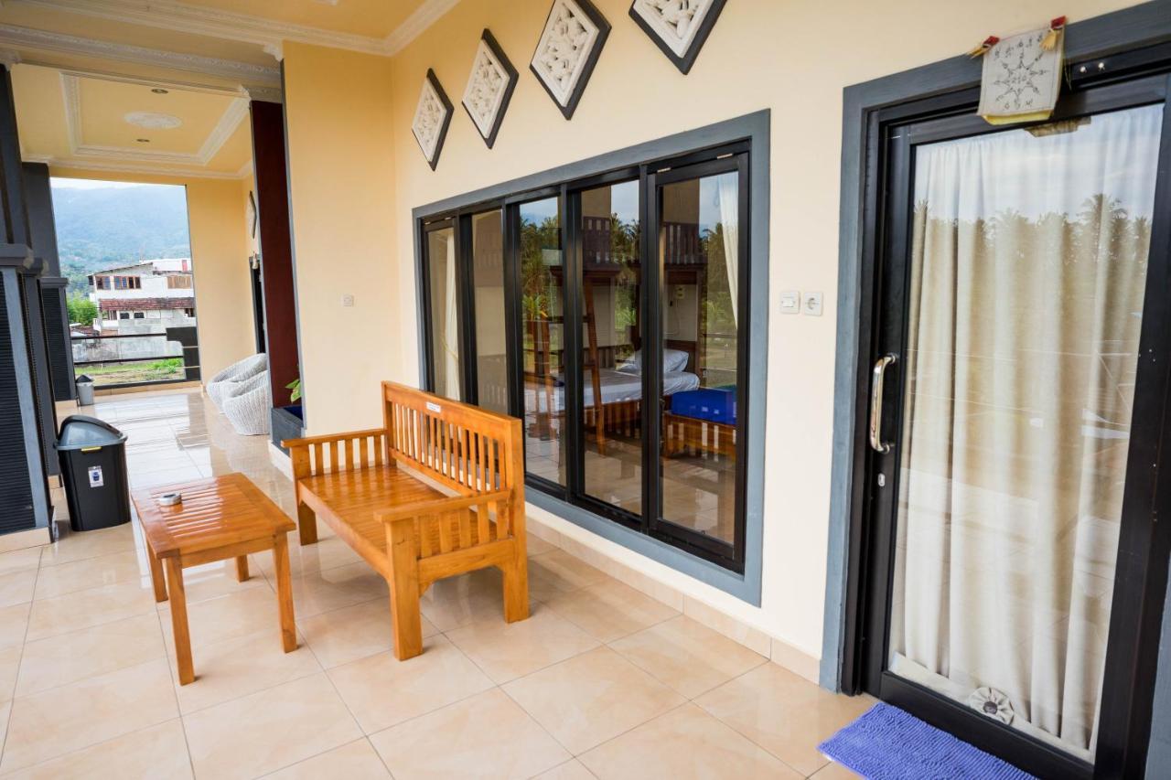 Summer Guesthouse Lovina Екстериор снимка